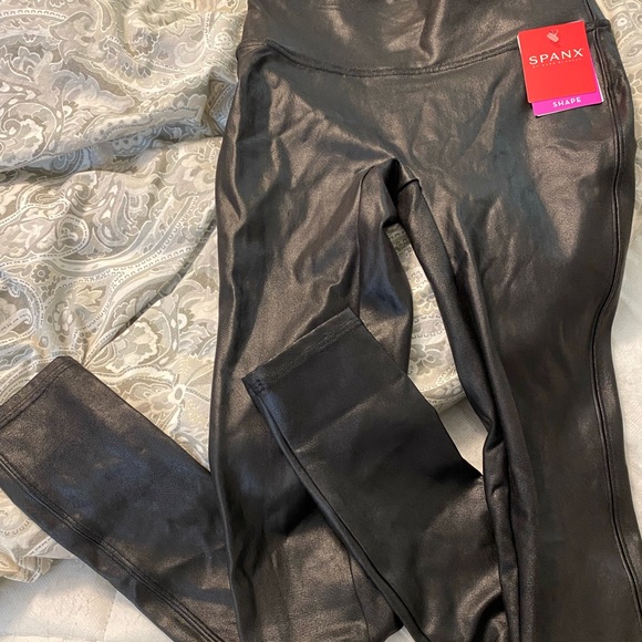NEW Spanx Faux Leather Leggings XS - Picture 10 of 10